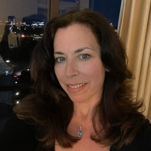 Meet your Posher, Julie